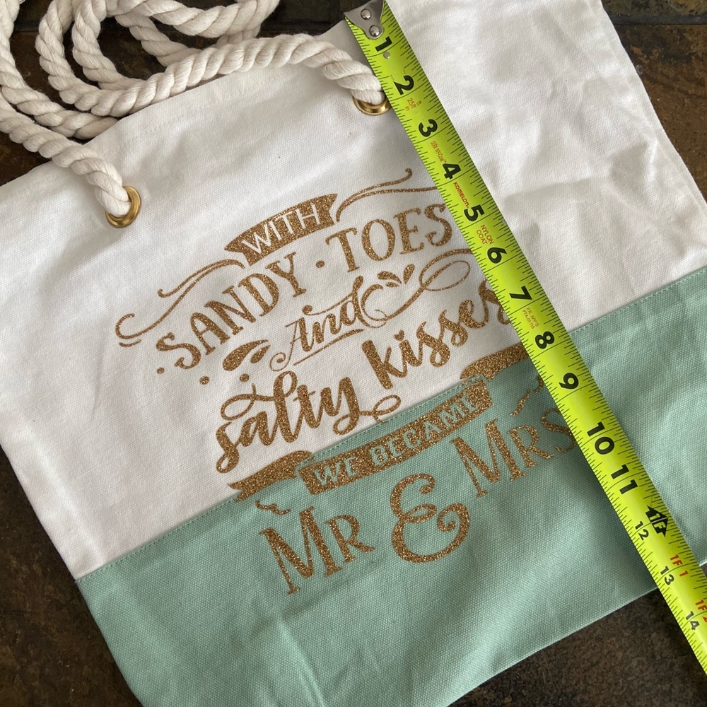 Beach Tote - Picture 4 of 4